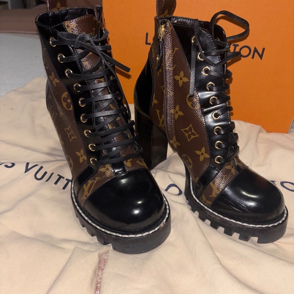 Louis Vuitton calf skin monogram boots - Picture 3 of 8